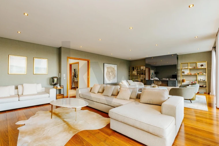 Moradia T7 para Venda em Queluz e Belas Foto 15