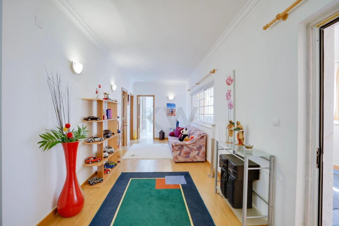 Moradia T5 para Venda em Santa Maria e São Miguel, São Martinho, São Pedro Penaferrim Foto 17