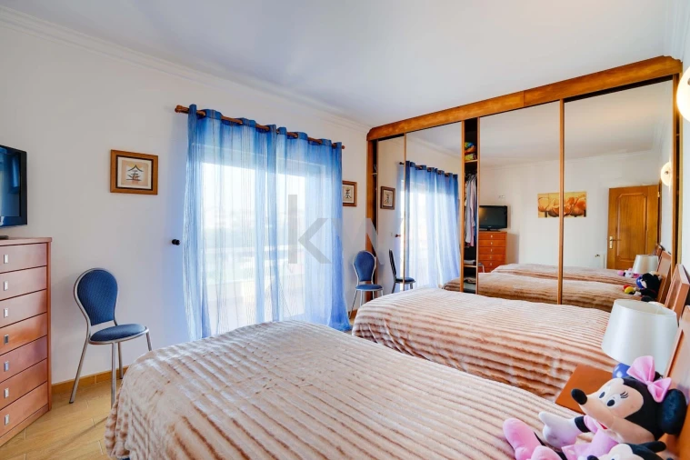 Moradia T5 para Venda em Santa Maria e São Miguel, São Martinho, São Pedro Penaferrim Foto 52