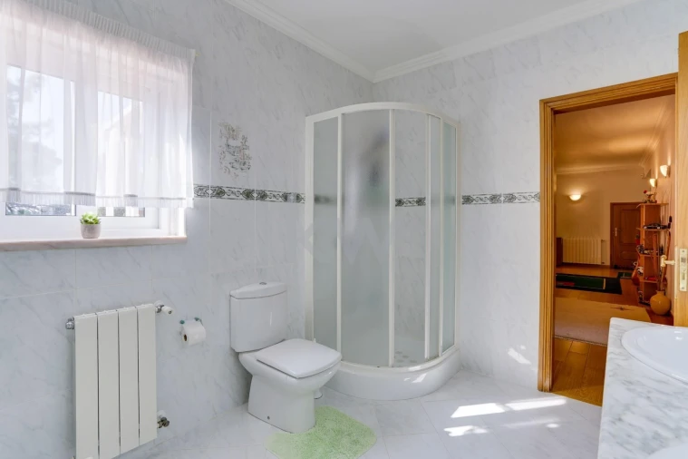 Moradia T5 para Venda em Santa Maria e São Miguel, São Martinho, São Pedro Penaferrim Foto 57