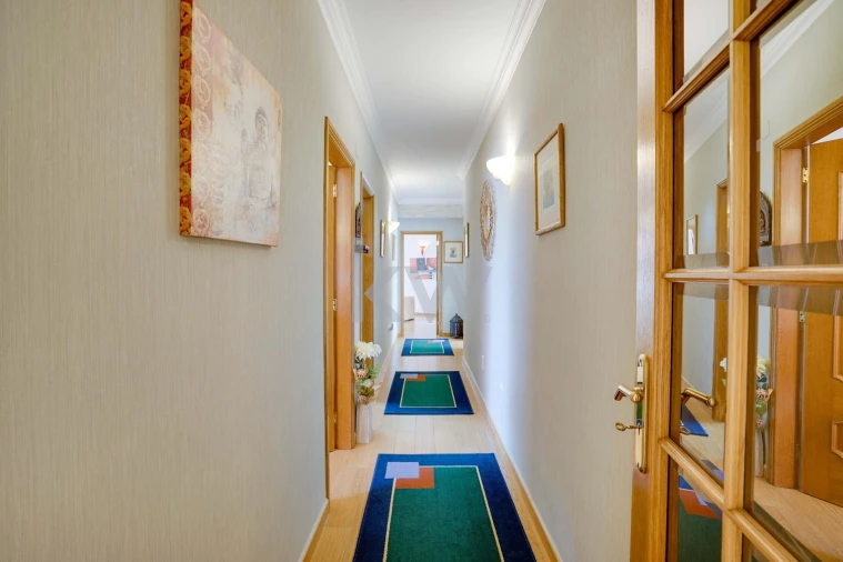 Moradia T5 para Venda em Santa Maria e São Miguel, São Martinho, São Pedro Penaferrim Foto 31