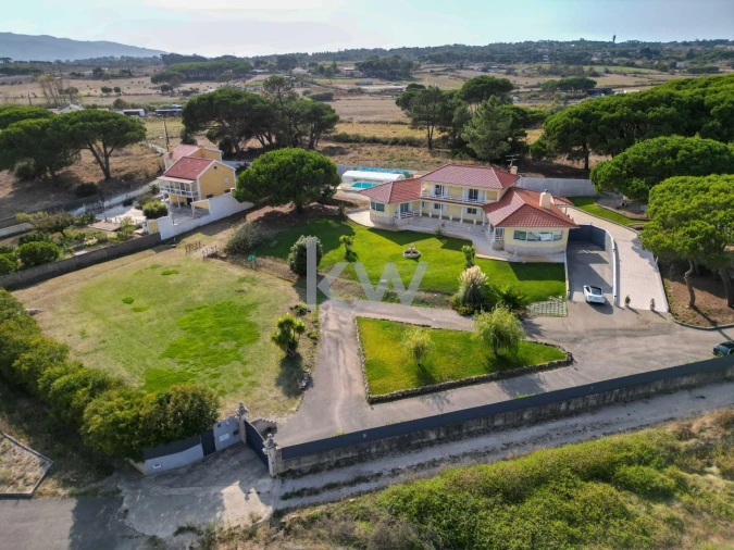 Moradia T5 para Venda em Santa Maria e São Miguel, São Martinho, São Pedro Penaferrim Foto 1