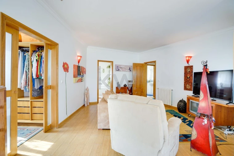 Moradia T5 para Venda em Santa Maria e São Miguel, São Martinho, São Pedro Penaferrim Foto 35