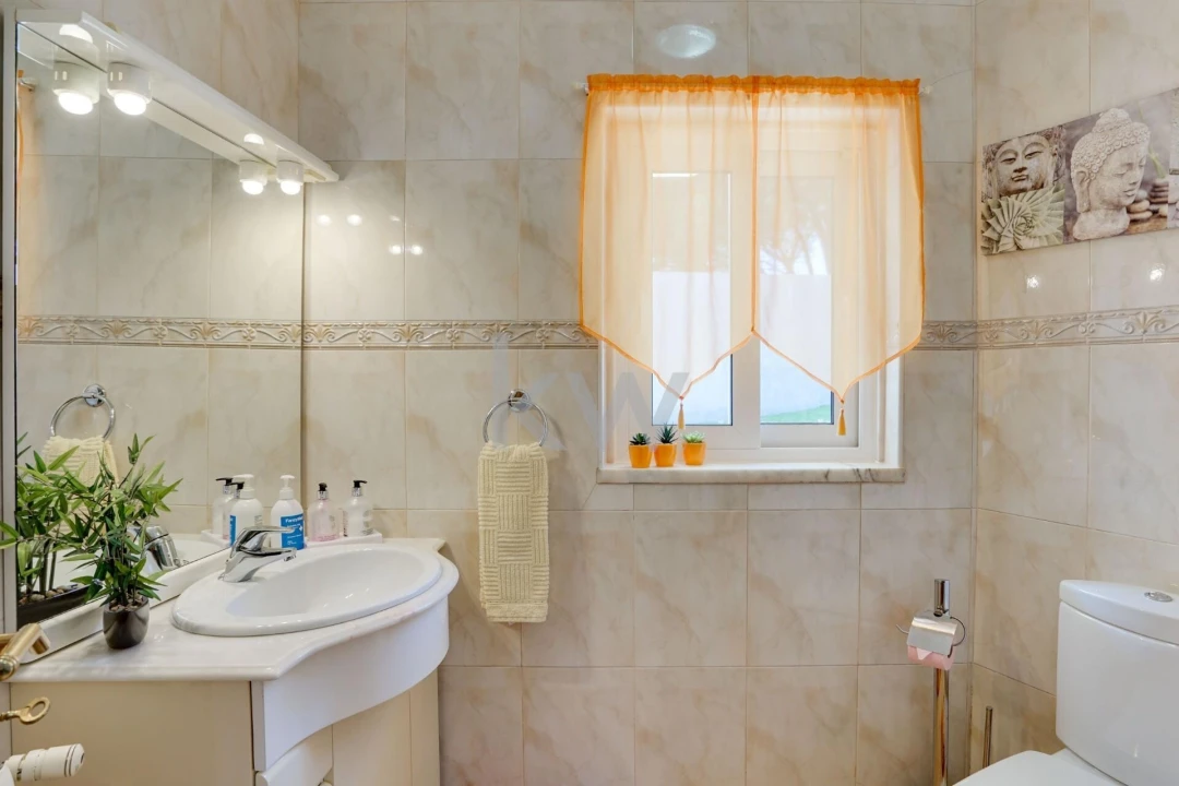 Moradia T5 para Venda em Santa Maria e São Miguel, São Martinho, São Pedro Penaferrim Foto 33