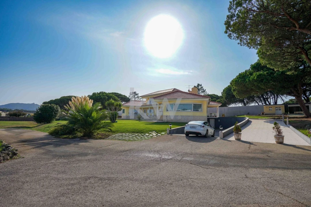 Moradia T5 para Venda em Santa Maria e São Miguel, São Martinho, São Pedro Penaferrim Foto 69