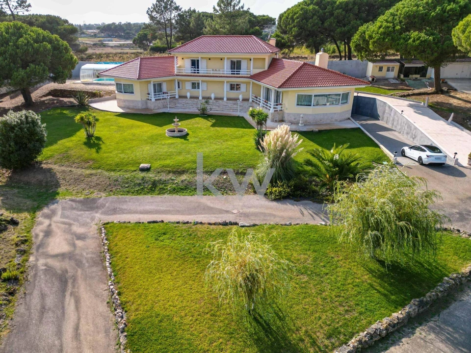 Moradia T5 para Venda em Santa Maria e São Miguel, São Martinho, São Pedro Penaferrim Foto 2