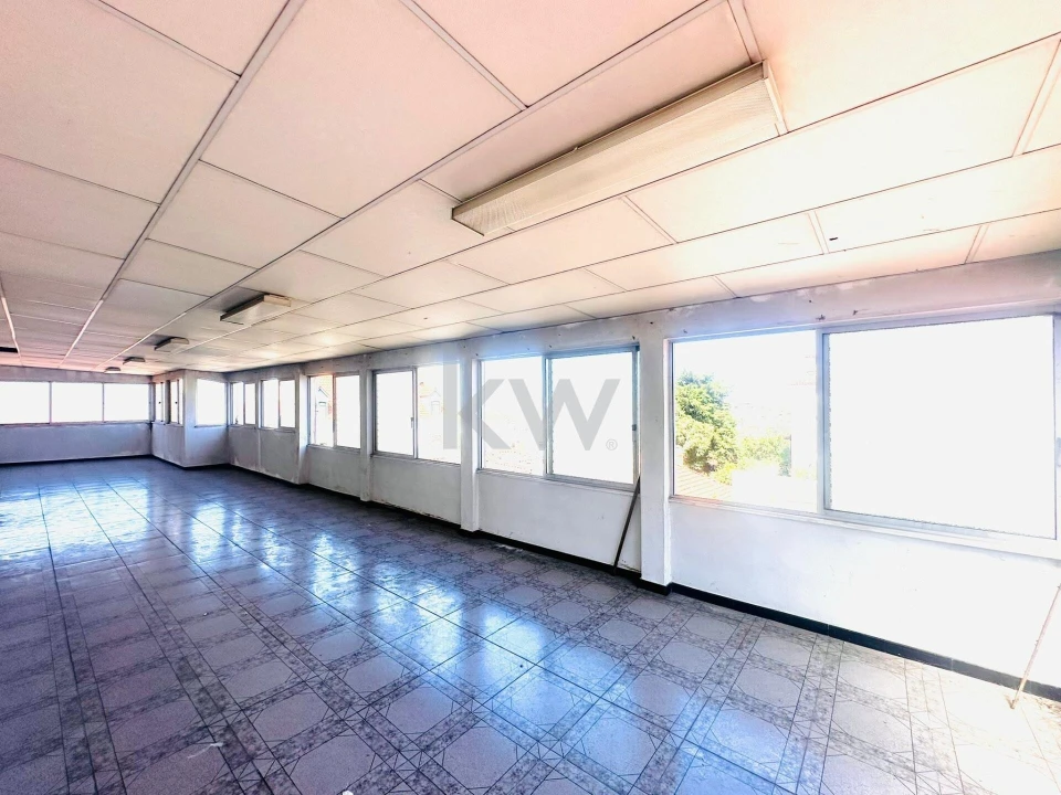 Prédio para Venda em São João das Lampas e Terrugem Foto 19