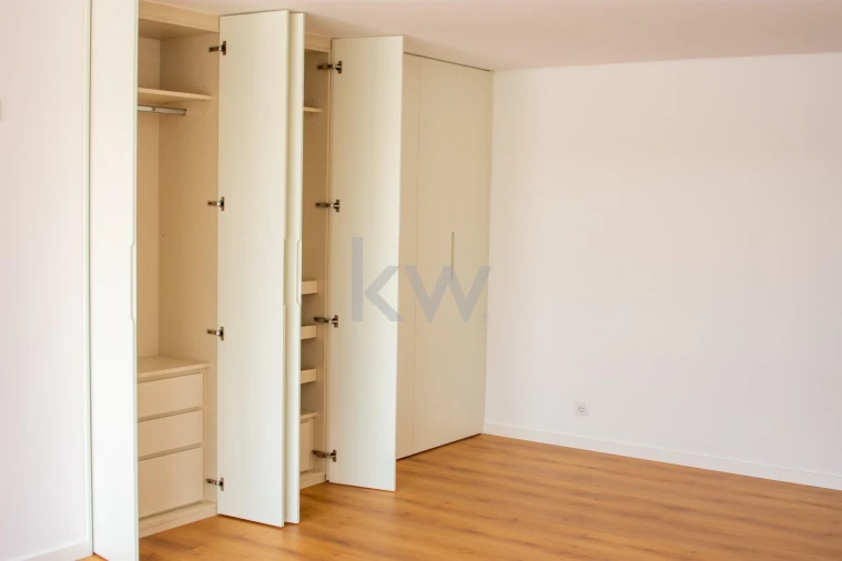 Apartamento T3 para Venda em Odivelas Foto 35