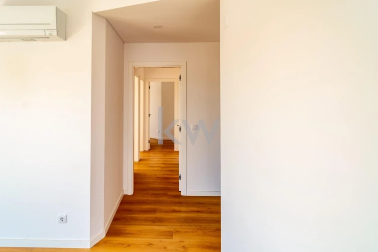 Apartamento T3 para Venda em Odivelas Foto 7