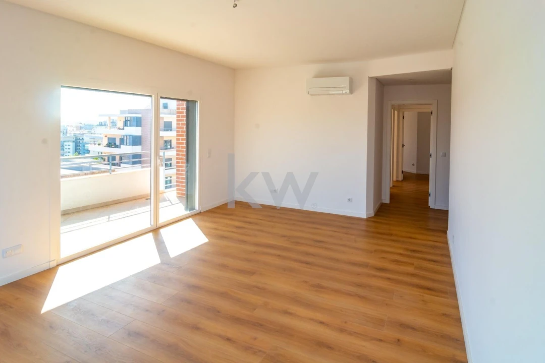 Apartamento T3 para Venda em Odivelas Foto 3