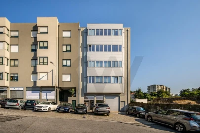 Apartamento T4 para Venda em Paranhos