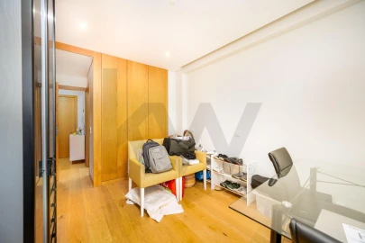 Apartamento T4 para Venda em Paranhos