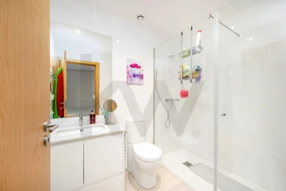 Apartamento T4 para Venda em Paranhos