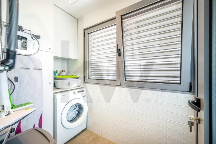 Apartamento T4 para Venda em Paranhos Foto 9