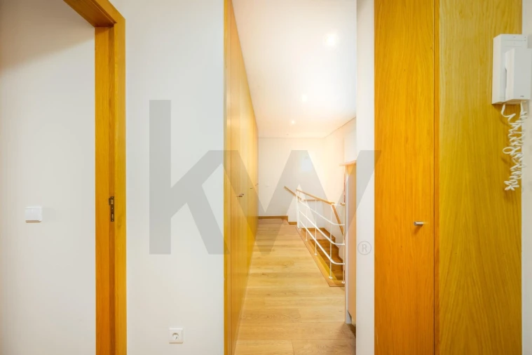 Apartamento T4 para Venda em Paranhos Foto 15