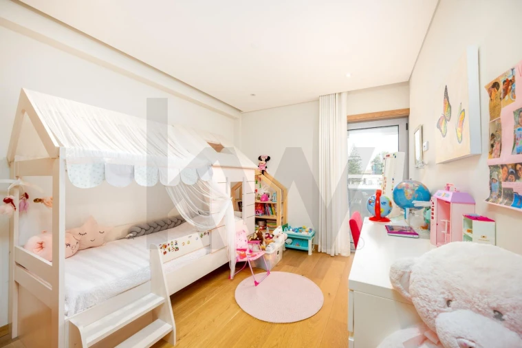 Apartamento T4 para Venda em Paranhos Foto 13