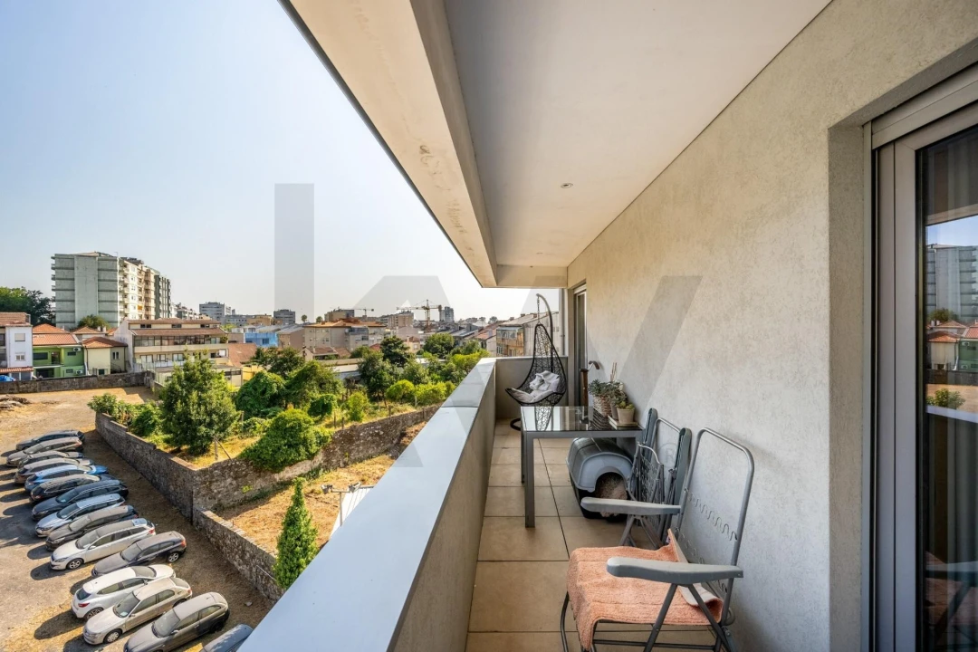 Apartamento T4 para Venda em Paranhos Foto 11