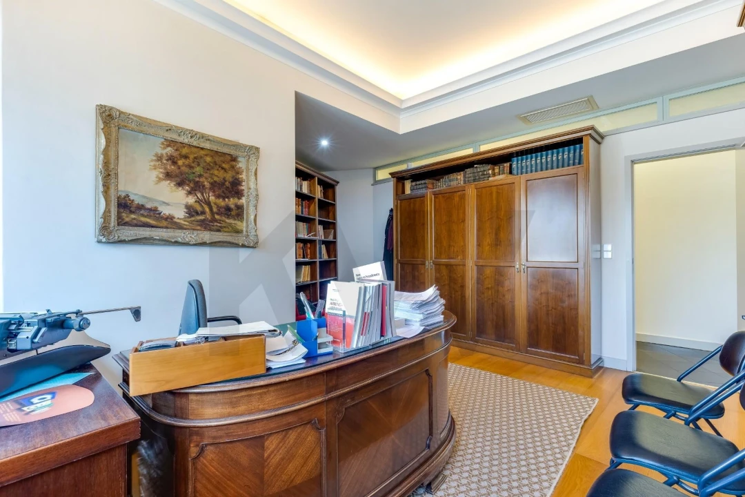 Escritório para Venda em Lordelo do Ouro e Massarelos Foto 44