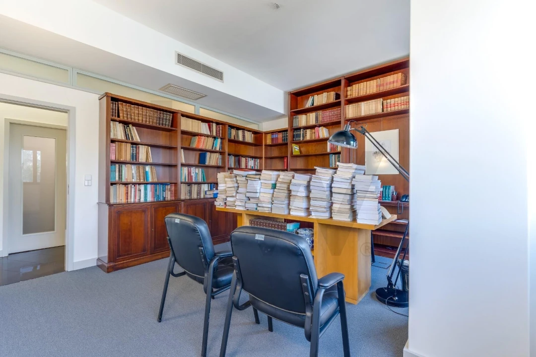 Escritório para Venda em Lordelo do Ouro e Massarelos Foto 42