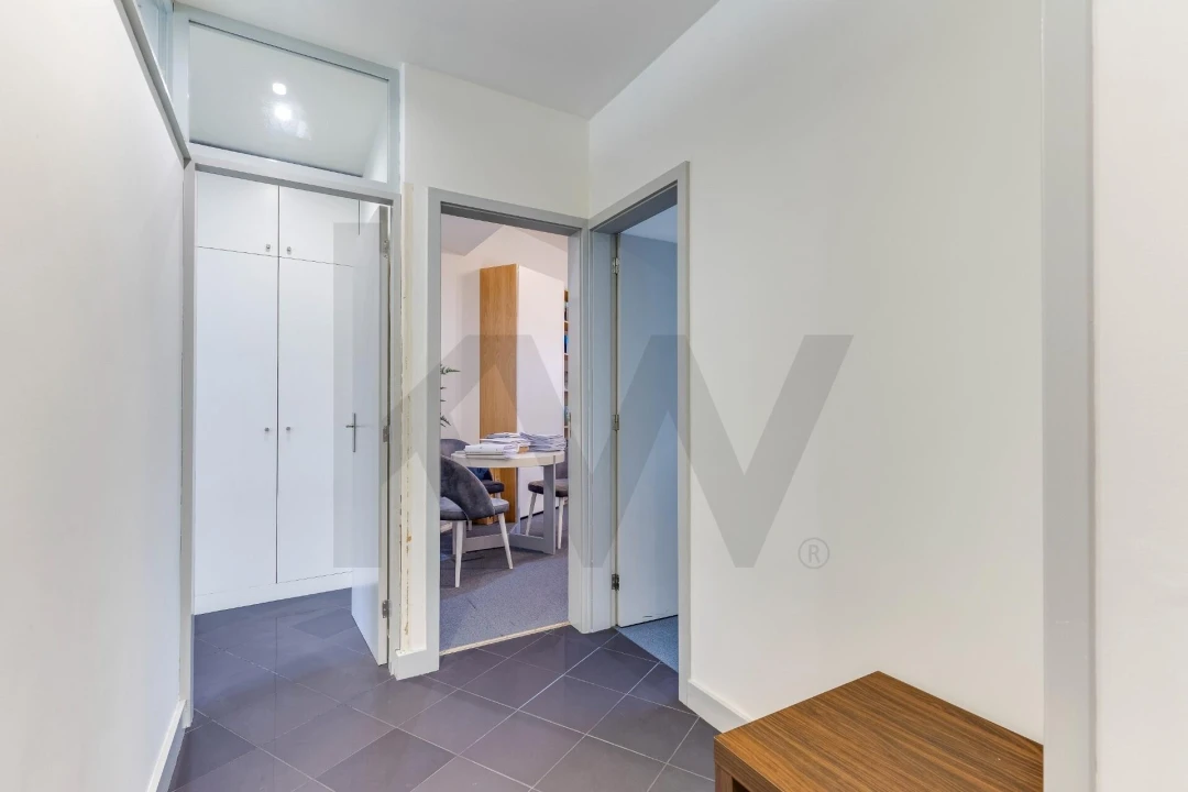 Escritório para Venda em Lordelo do Ouro e Massarelos Foto 52