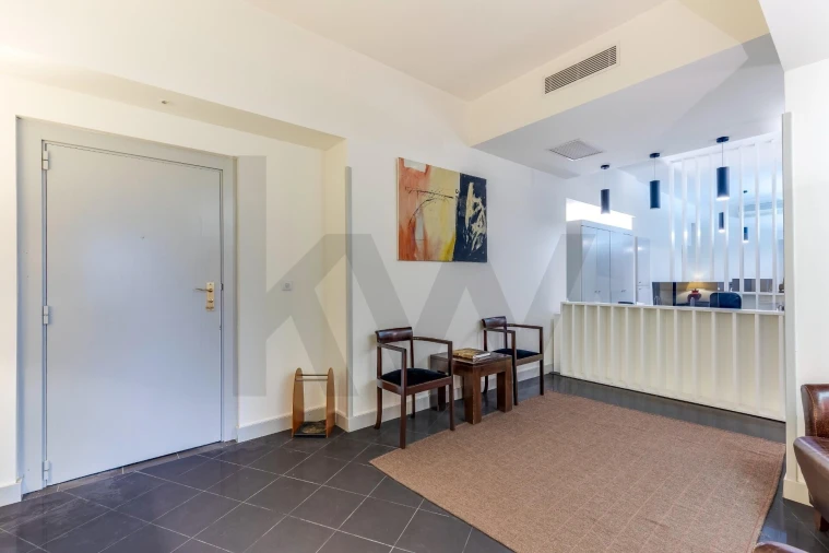 Escritório para Venda em Lordelo do Ouro e Massarelos Foto 3