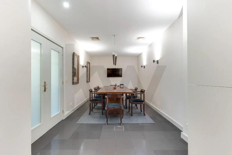 Escritório para Venda em Lordelo do Ouro e Massarelos Foto 39