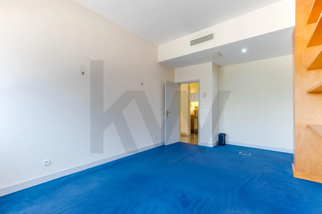 Escritório para Venda em Lordelo do Ouro e Massarelos Foto 36