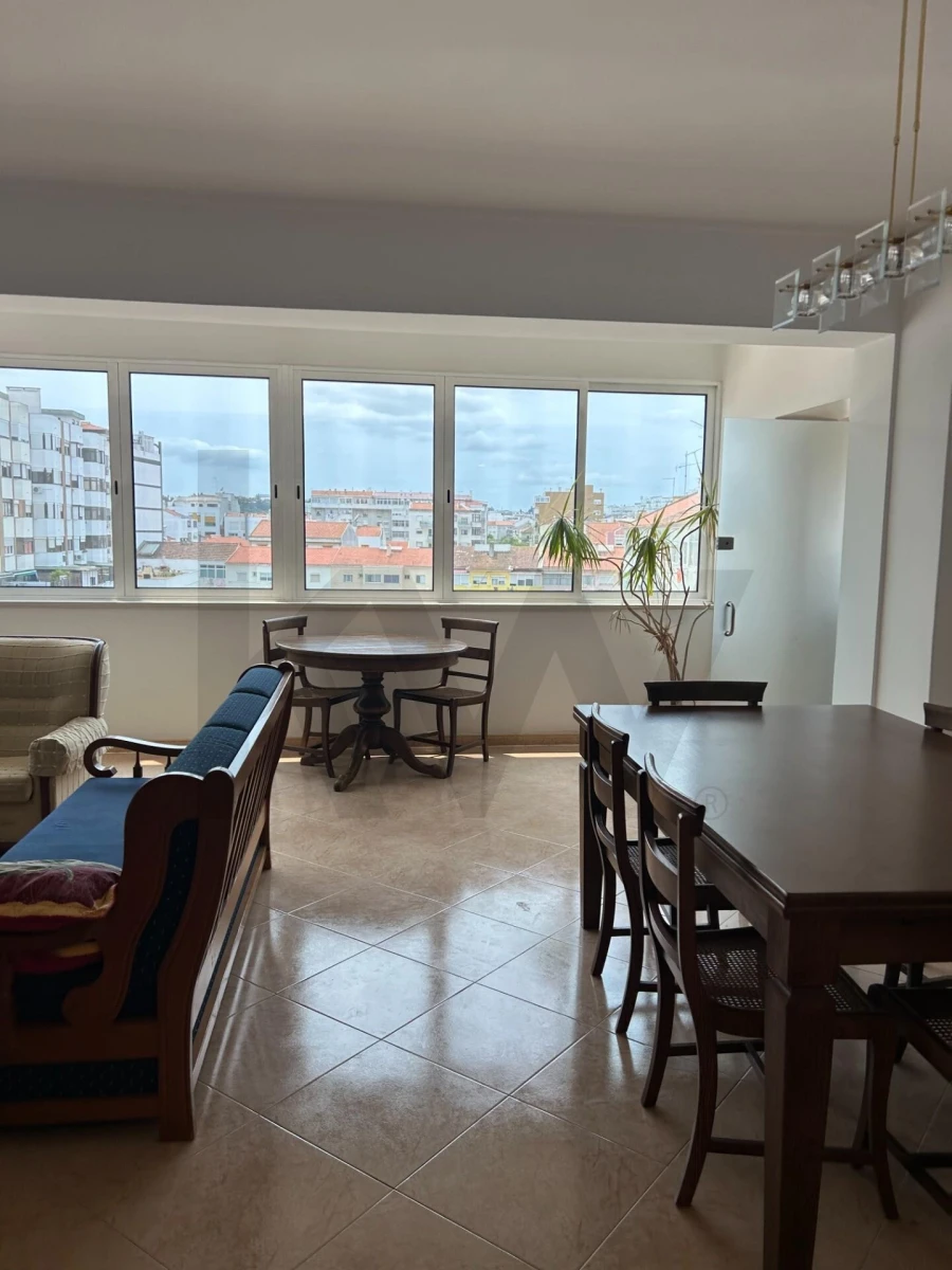 Apartamento T3 para Arrendamento em Almada, Cova da Piedade, Pragal e Cacilhas Foto 24