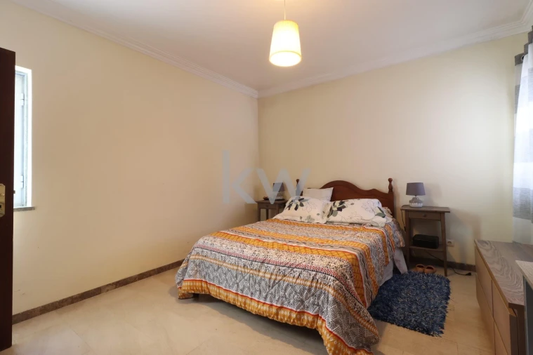 Moradia T6 para Venda em Charneca de Caparica e Sobreda Foto 22