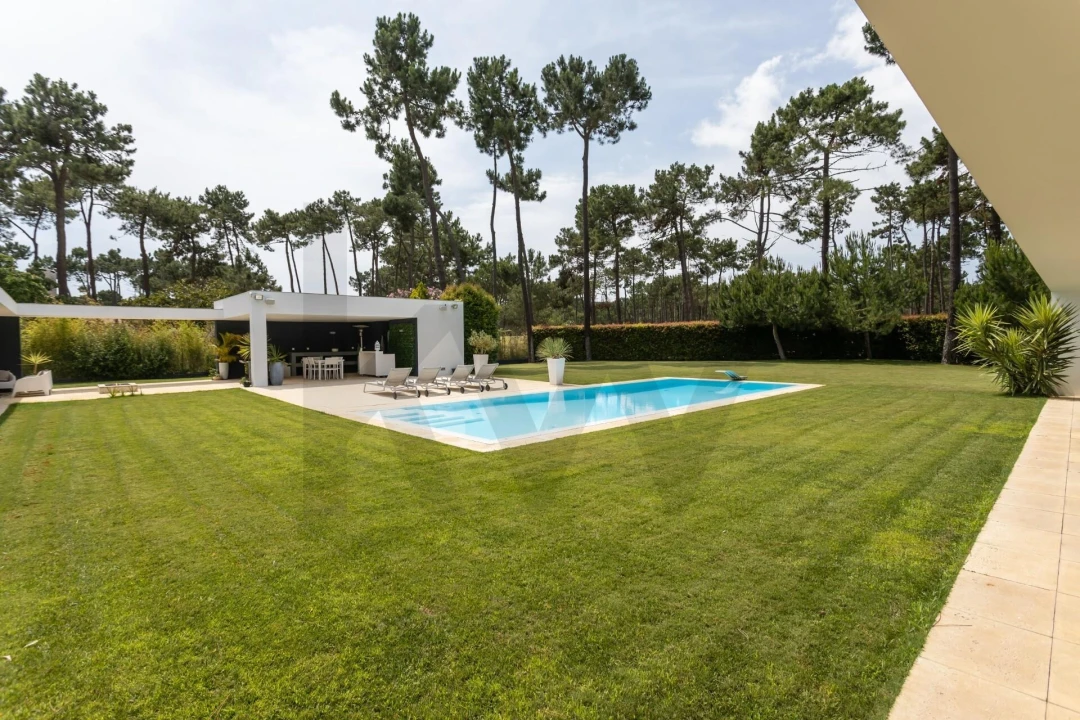 Moradia T6 para Venda em Charneca de Caparica e Sobreda Foto 12