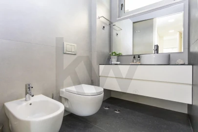 Moradia T6 para Venda em Charneca de Caparica e Sobreda