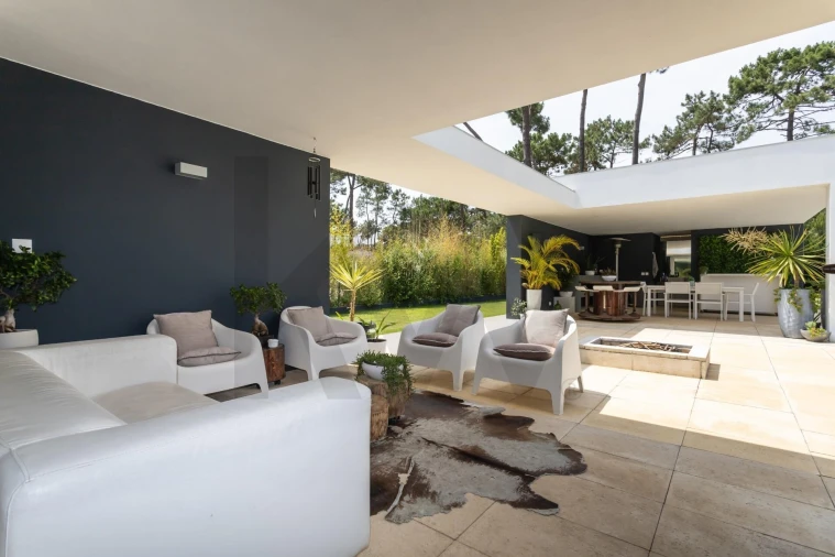 Moradia T6 para Venda em Charneca de Caparica e Sobreda Foto 16