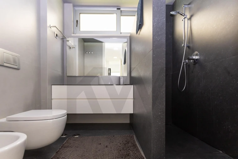 Moradia T6 para Venda em Charneca de Caparica e Sobreda Foto 37