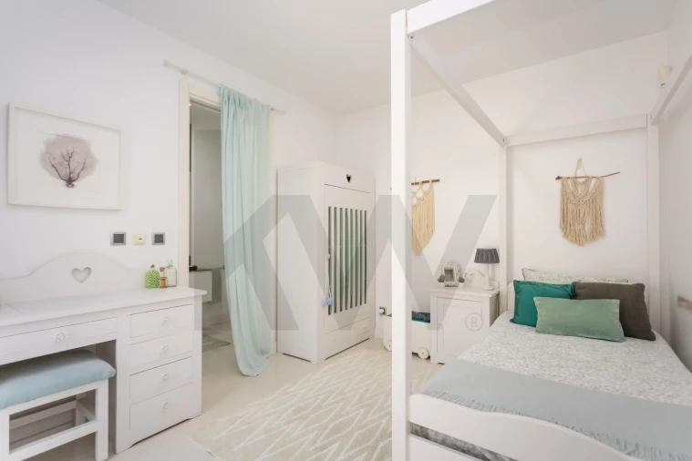 Moradia T6 para Venda em Charneca de Caparica e Sobreda Foto 18