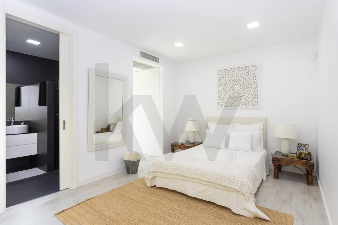 Moradia T6 para Venda em Charneca de Caparica e Sobreda Foto 30