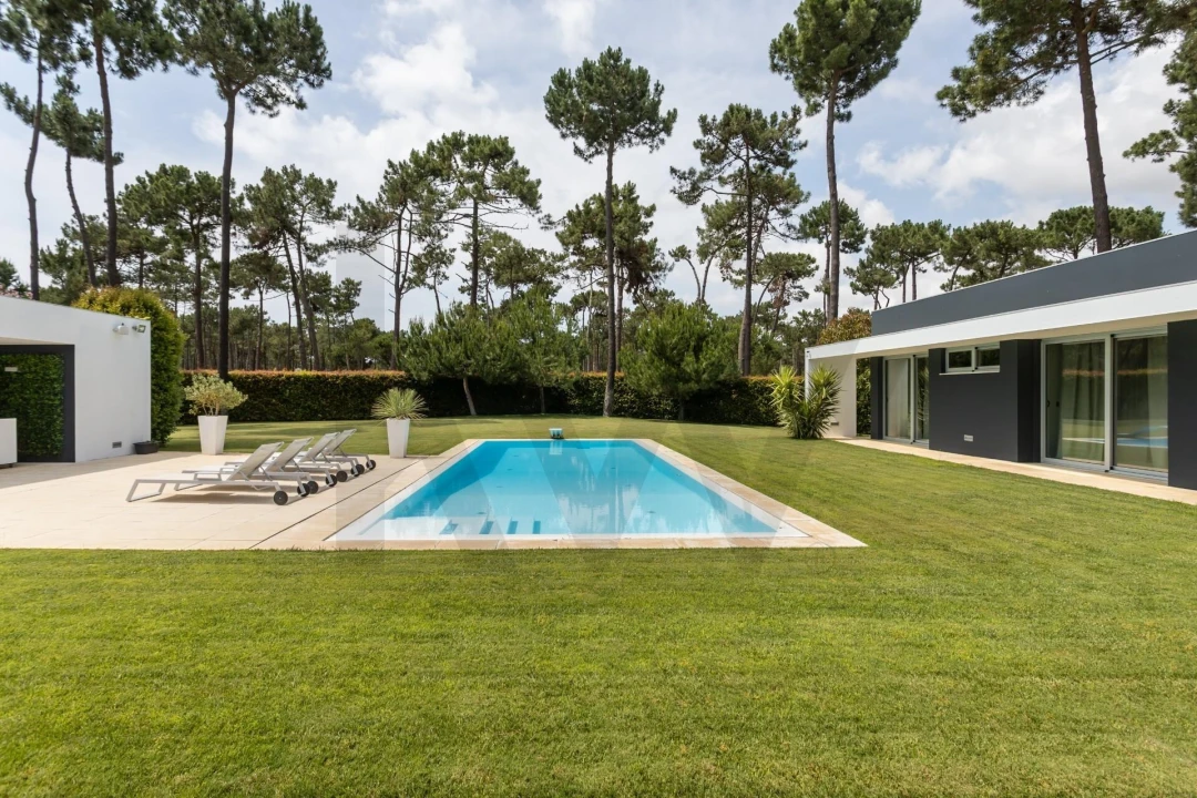 Moradia T6 para Venda em Charneca de Caparica e Sobreda Foto 13