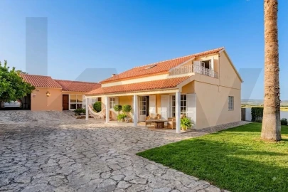 Moradia T2 para Venda em Sesimbra (Castelo)