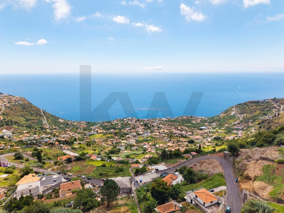 Moradia T3 para Venda em Arco da Calheta Foto 16