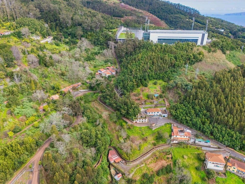 Terreno para Venda em Funchal (Santa Maria Maior) Foto 1