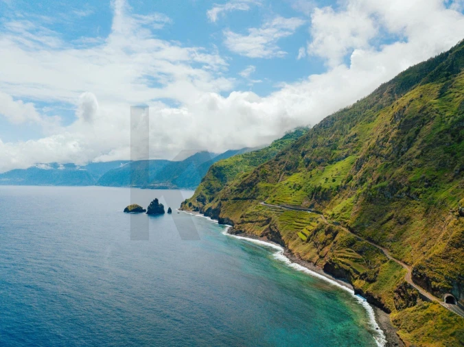 Terreno para Venda em Porto Moniz Foto 25