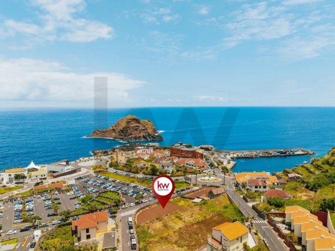 Terreno para Venda em Porto Moniz Foto 28