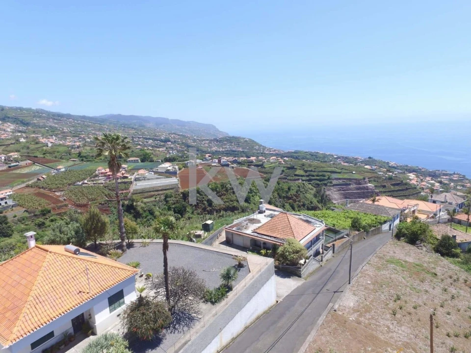 Moradia T5 para Venda em Canhas Foto 11