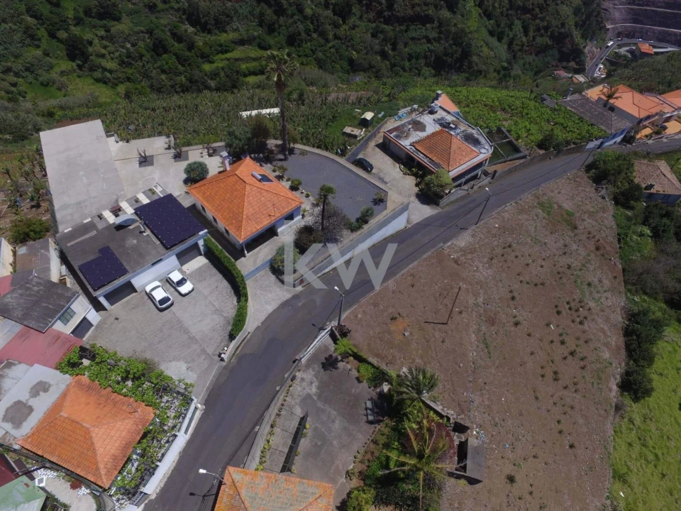 Moradia T5 para Venda em Canhas Foto 15