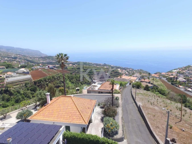 Moradia T5 para Venda em Canhas Foto 17