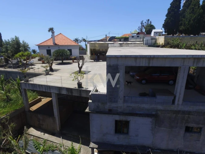 Moradia T5 para Venda em Canhas Foto 20