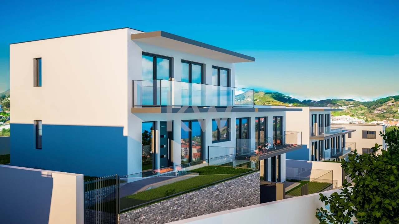 Moradia T3 para Venda em Caniço Foto 3