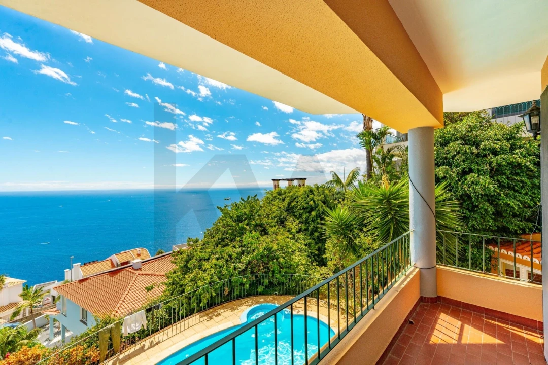 Moradia T3 para Venda em Caniço Foto 38