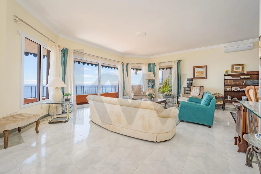 Moradia T3 para Venda em Caniço Foto 14