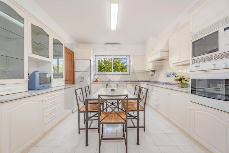 Moradia T3 para Venda em Caniço Foto 20