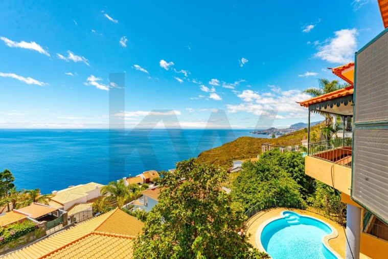 Moradia T3 para Venda em Caniço Foto 23